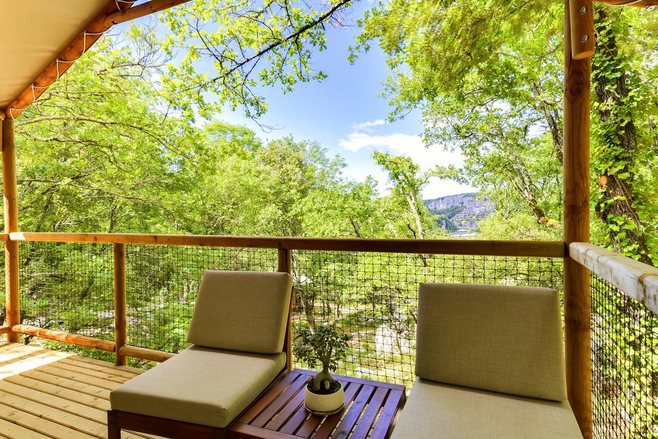 Cabanes Lodges Le Serviere Балазюк Екстер'єр фото